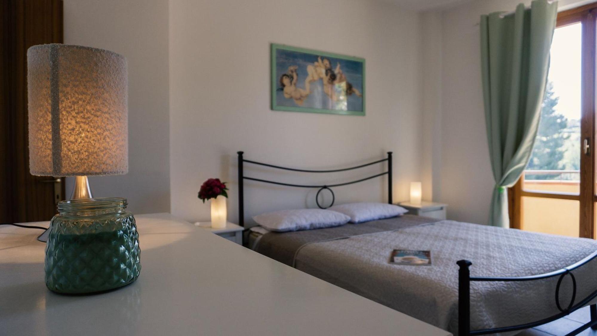 Italian Experience-Numana Suite Parking & Beach المظهر الخارجي الصورة